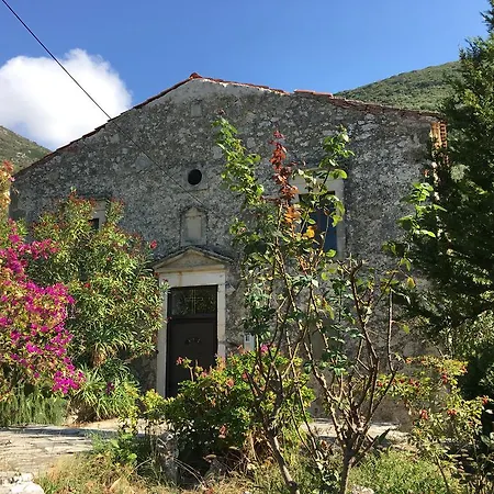 Villa Tzanata