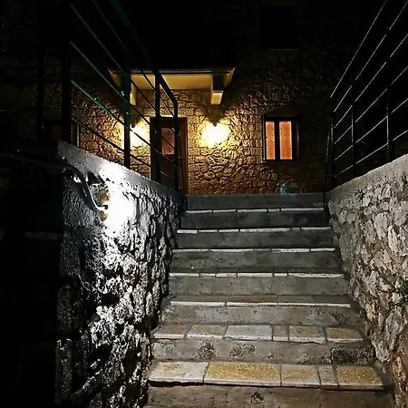 Tzanata Sívros
